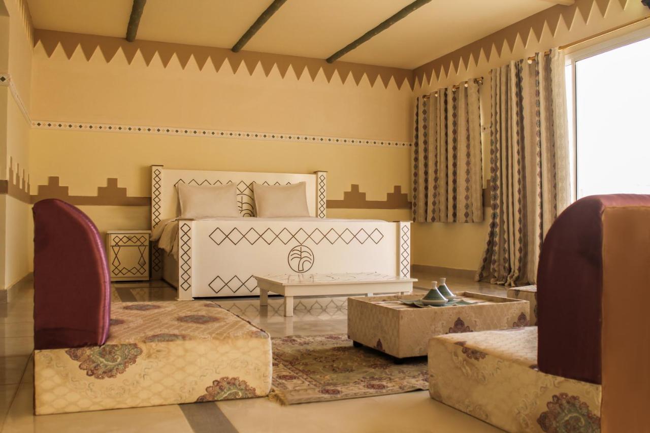 Golden Palm Oasis Hotel Fulayj al Masha'ikh Екстериор снимка