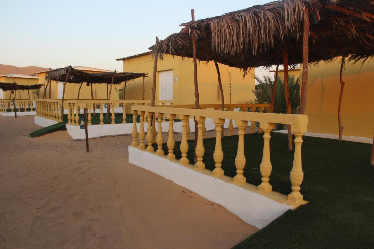 Golden Palm Oasis Hotel Fulayj al Masha'ikh Екстериор снимка